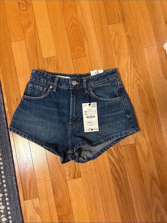 Pants - Zara Mini A-Line Shorts